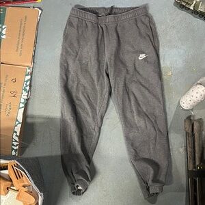 Nike Men Gray Fleece Joggers